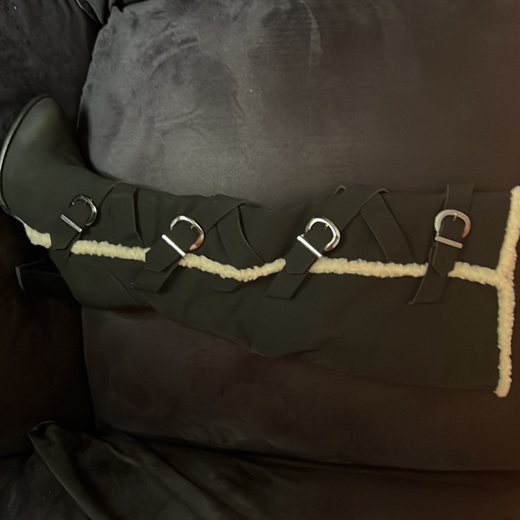 Blk suede boots - Picture 4 of 4